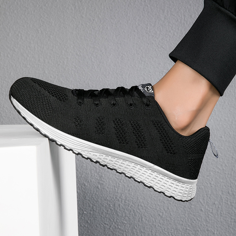 รองเท้าระบายอากาศผู้ชายรองเท้า - Sports Equipment Brands บทวิจารณ์และราคา