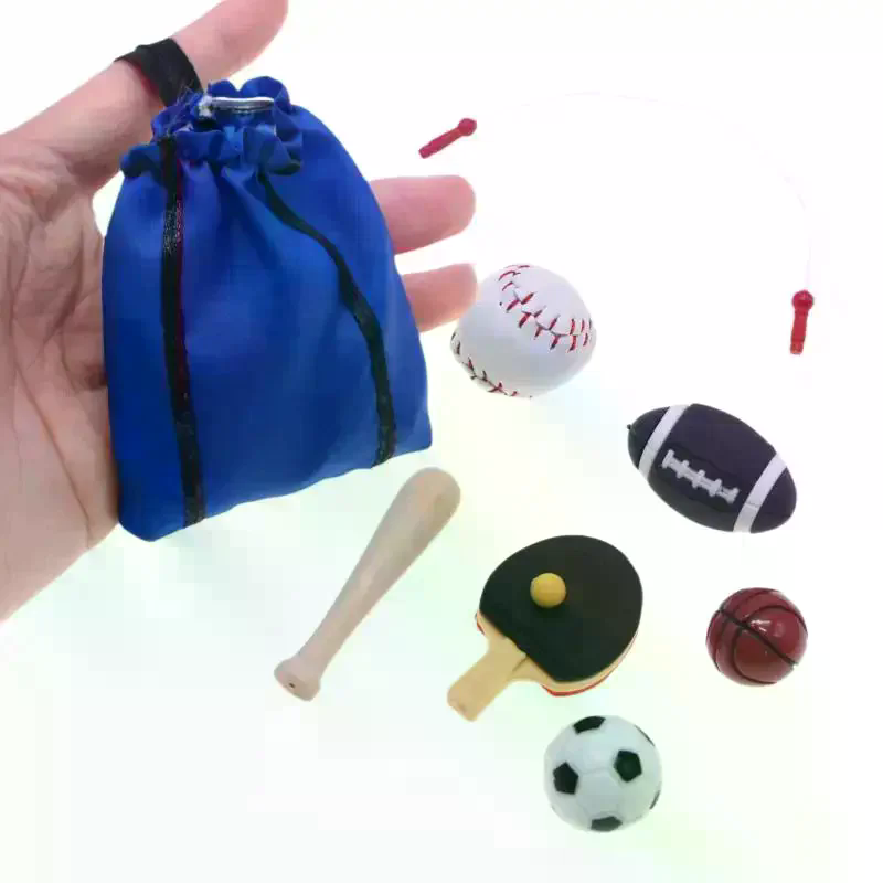 ชุดอุปกรณ์กีฬามินิจำลองสำหรับบ - Sports Equipment Football บทวิจารณ์และราคา