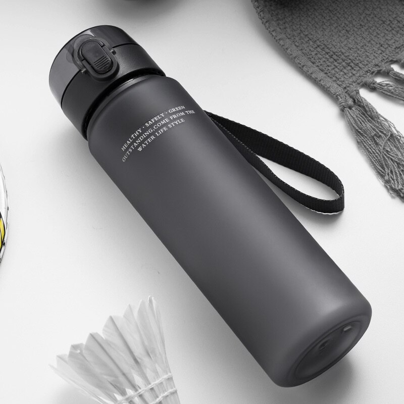 ขวดน้ำกีฬากันรั่วยี่ห้อ BPA ฟร - Sports Equipment Brands บทวิจารณ์และราคา